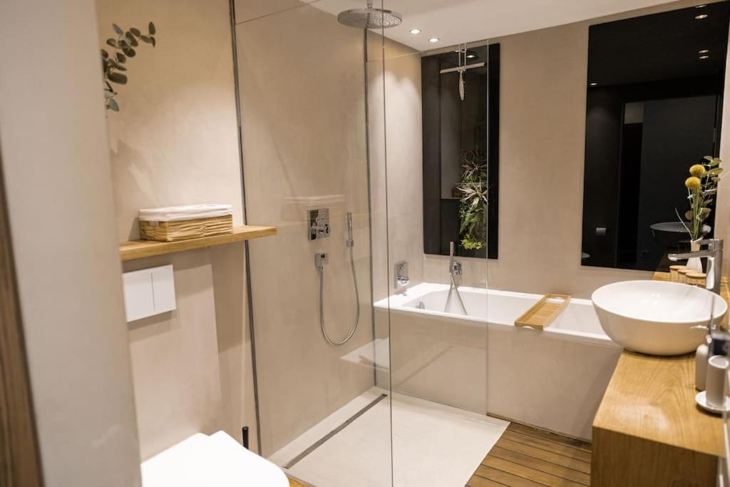Ferienwohnung Wohlfuehloase In Perfekter Lage Stuttgart Exterior foto